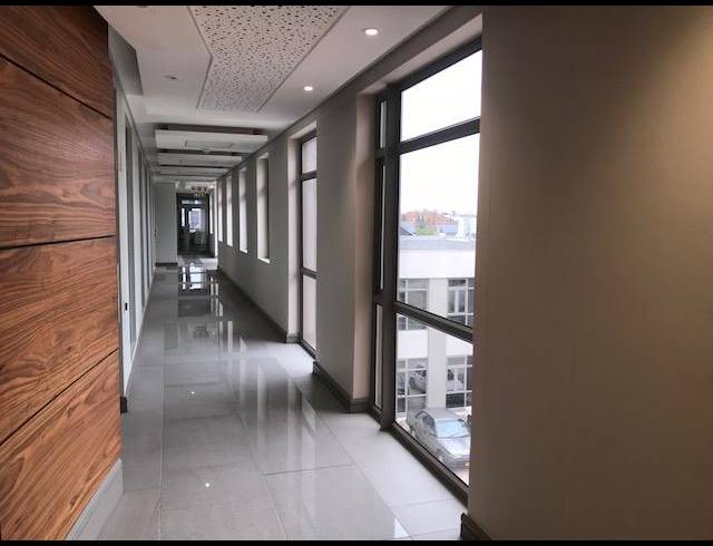 273M² OFFICE TO LET IN CENTURY CITY